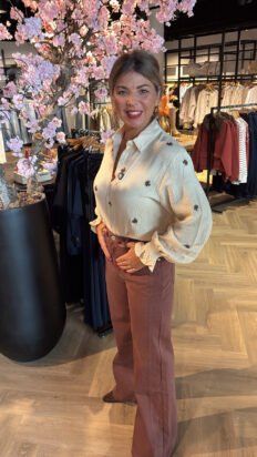 C&S Lancy blouse Sand/Mocha